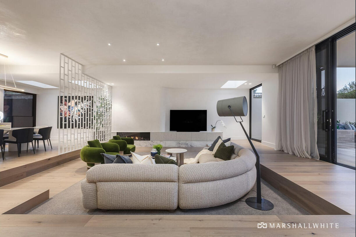 Million Dollor Mansion