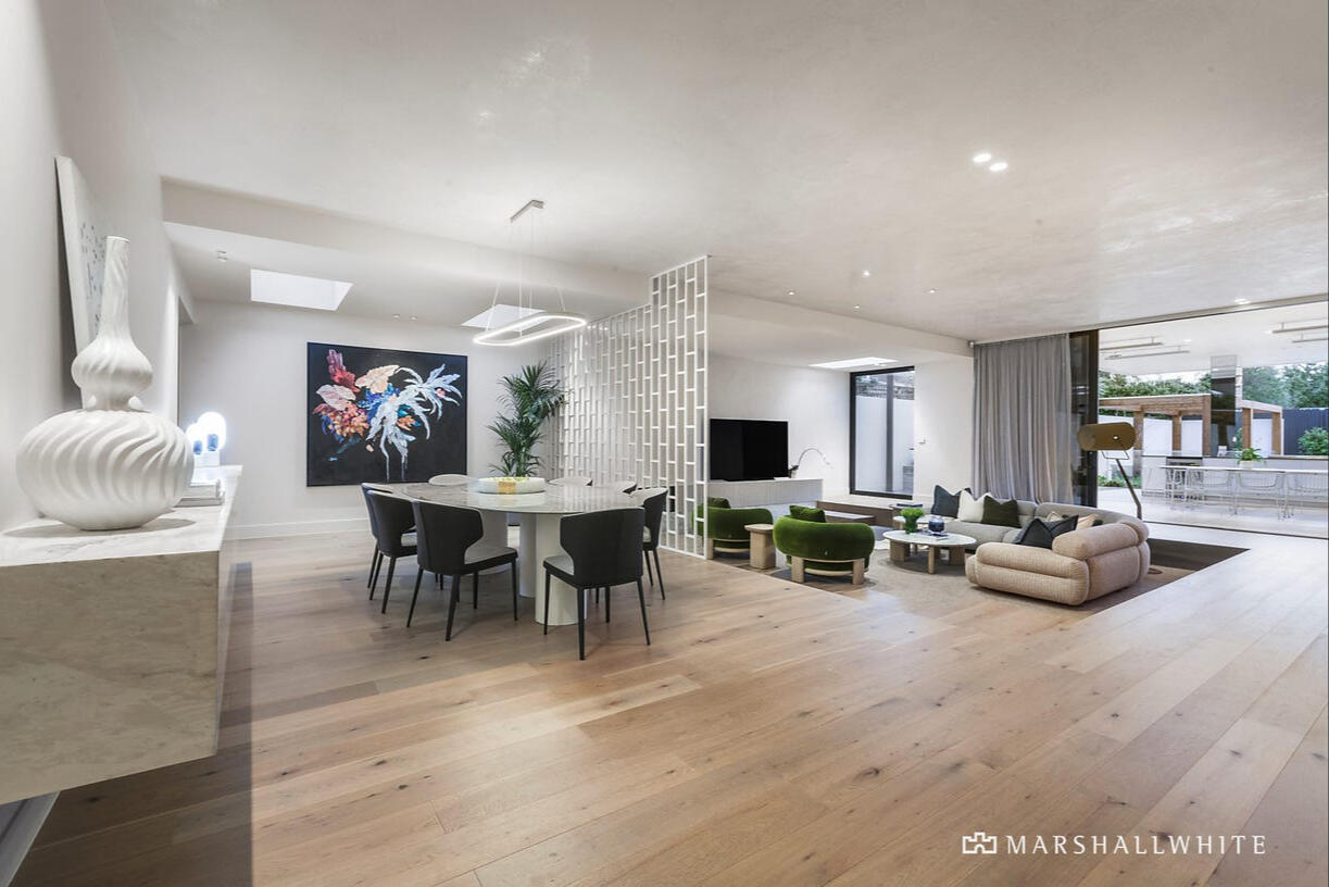 Million Dollor Mansion