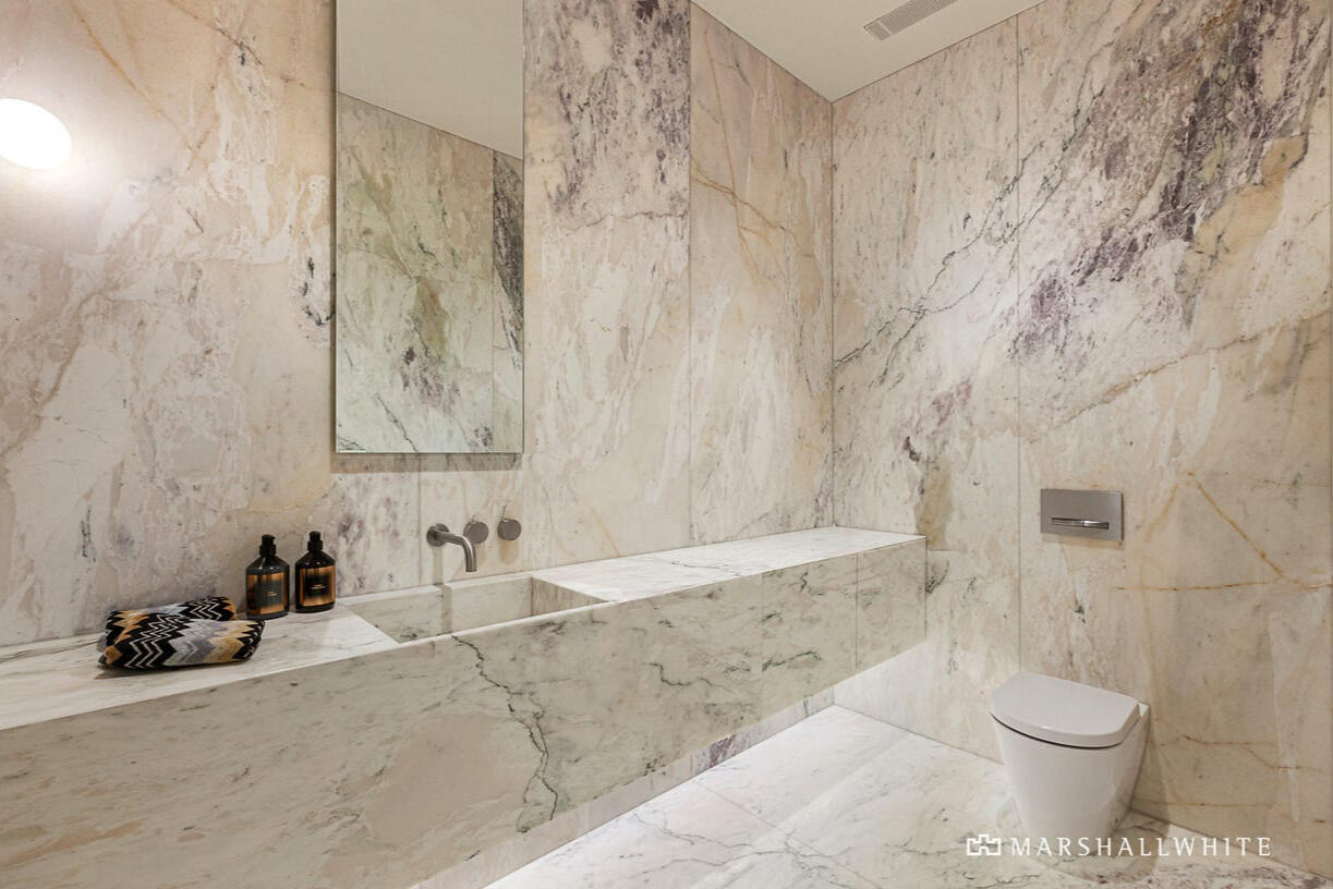 Million Dollor Mansion