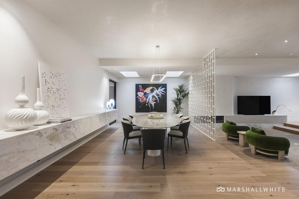 Million Dollor Mansion