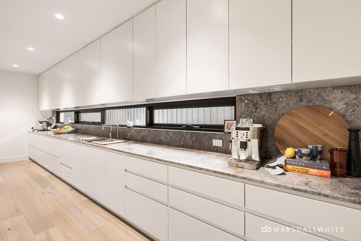 Million Dollor Mansion