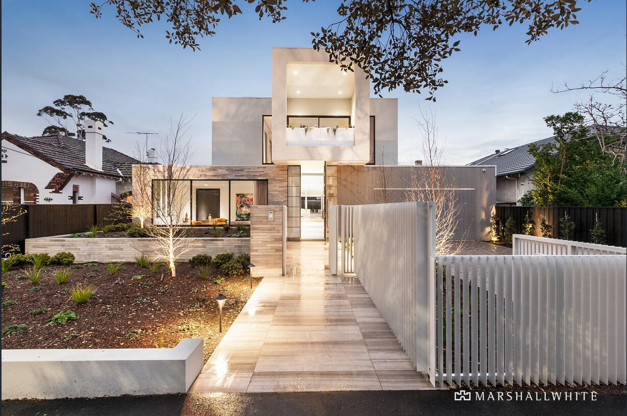 Million Dollor Mansion Million Dollor Mansion